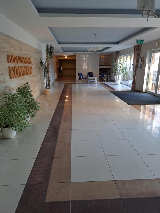 Apartament W Bursztynowych Komnatach Darłówko Exterior foto