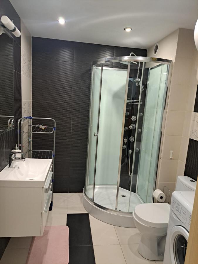 Apartament W Bursztynowych Komnatach Darłówko Exterior foto