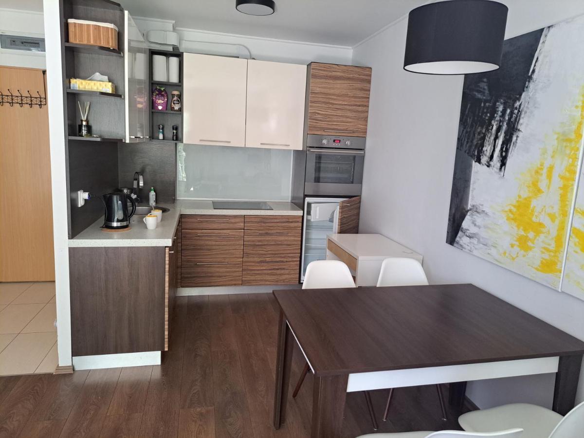 Apartament W Bursztynowych Komnatach Darłówko Exterior foto